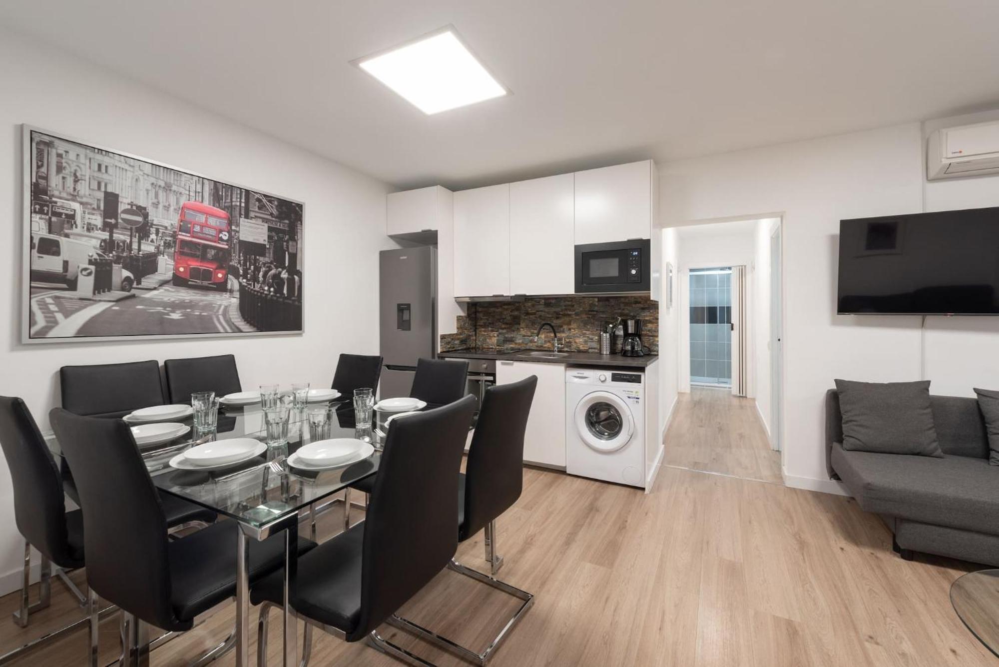 Apartamentos Day Madrid Santo Domingo Centro Gran Via Sol Malasana Eksteriør billede