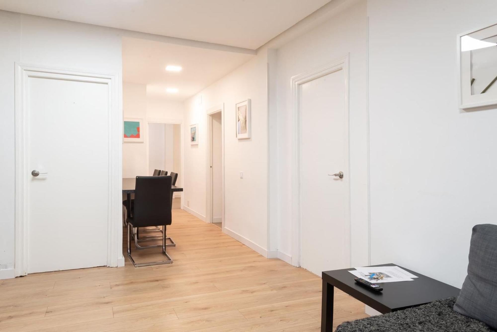 Apartamentos Day Madrid Santo Domingo Centro Gran Via Sol Malasana Eksteriør billede